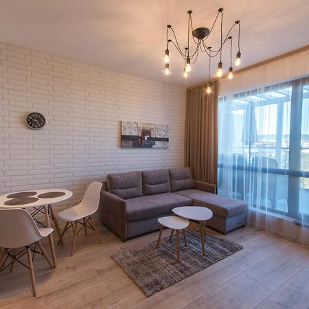 City Apartments Triumph Varna Exteriör bild