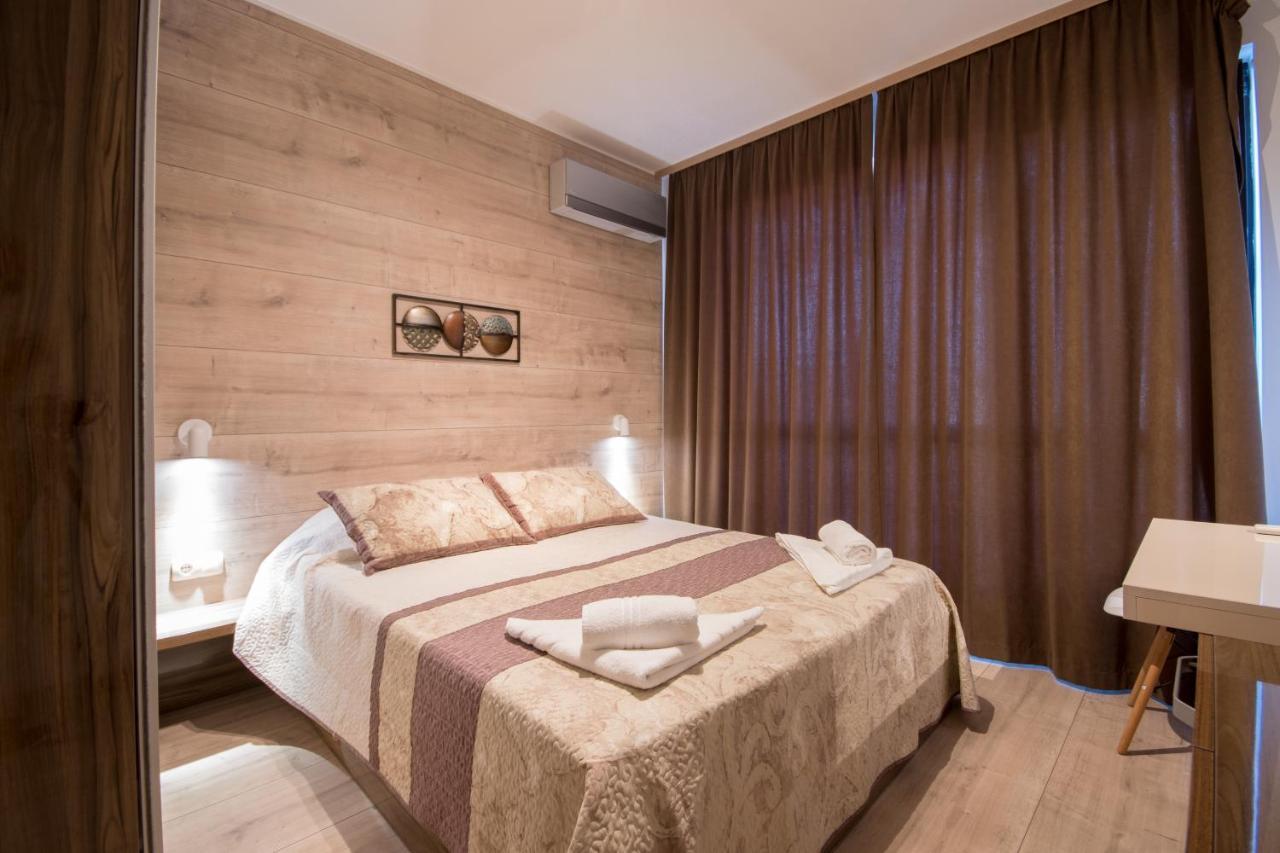 City Apartments Triumph Varna Exteriör bild